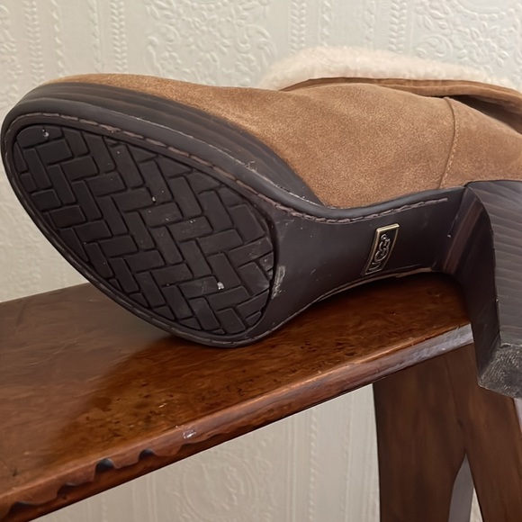 UGG FUR LINED HEEL BOOTIES TAN SIZE 6 - Picture 7 of 14